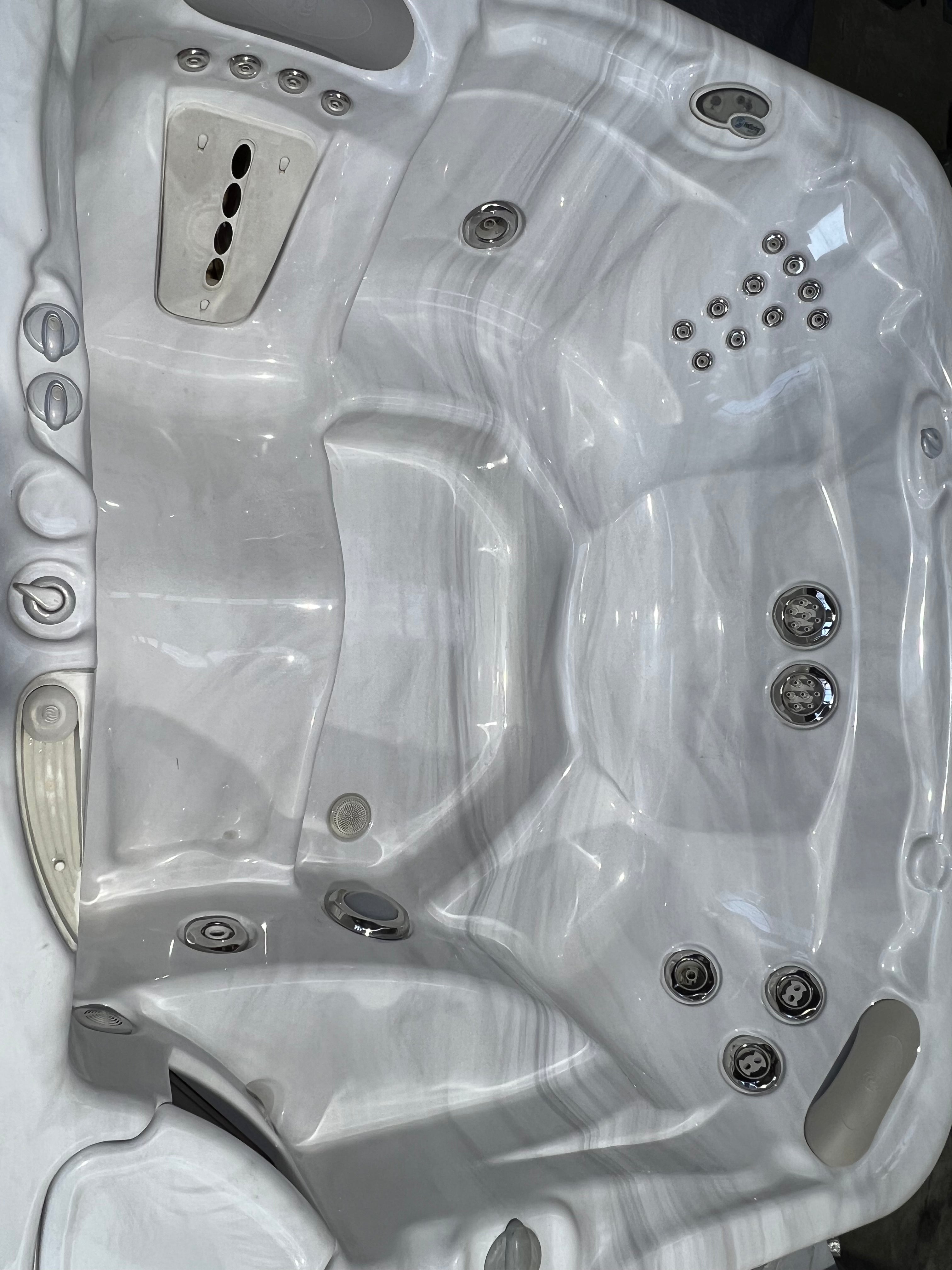 HotSpring Spa - Highlife Sovereign – Refurbished - The Spa Shop