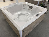 REFURBISHED 2020 HOTSPRING LIMELIGHT BEAM