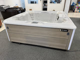 REFURBISHED 2020 HOTSPRING LIMELIGHT BEAM